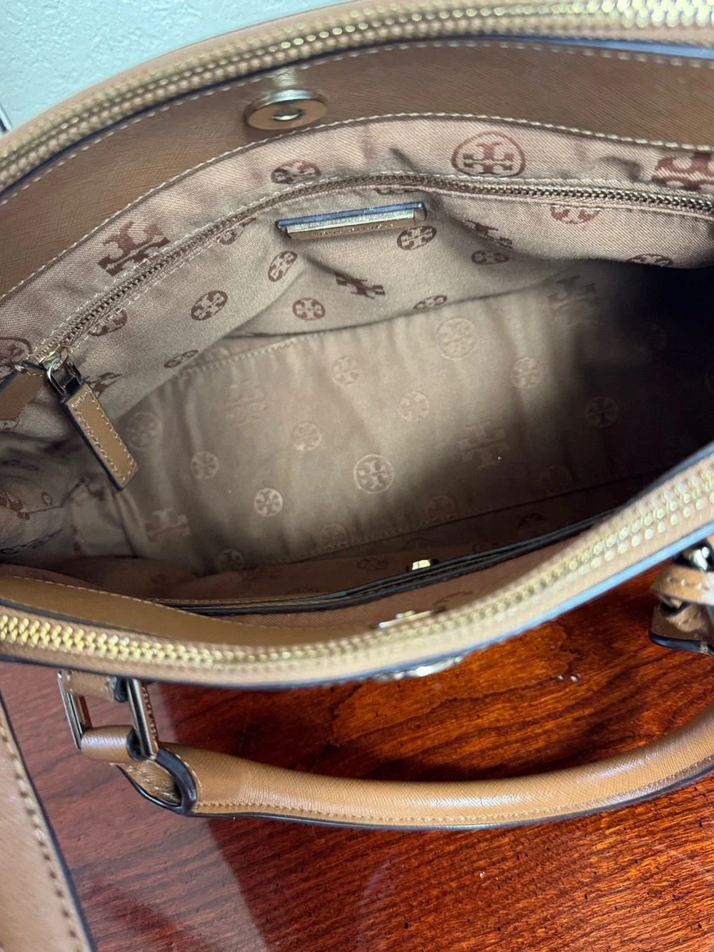 Tory Burch  Robinson Saffiano Leather Satchel with Top Handles